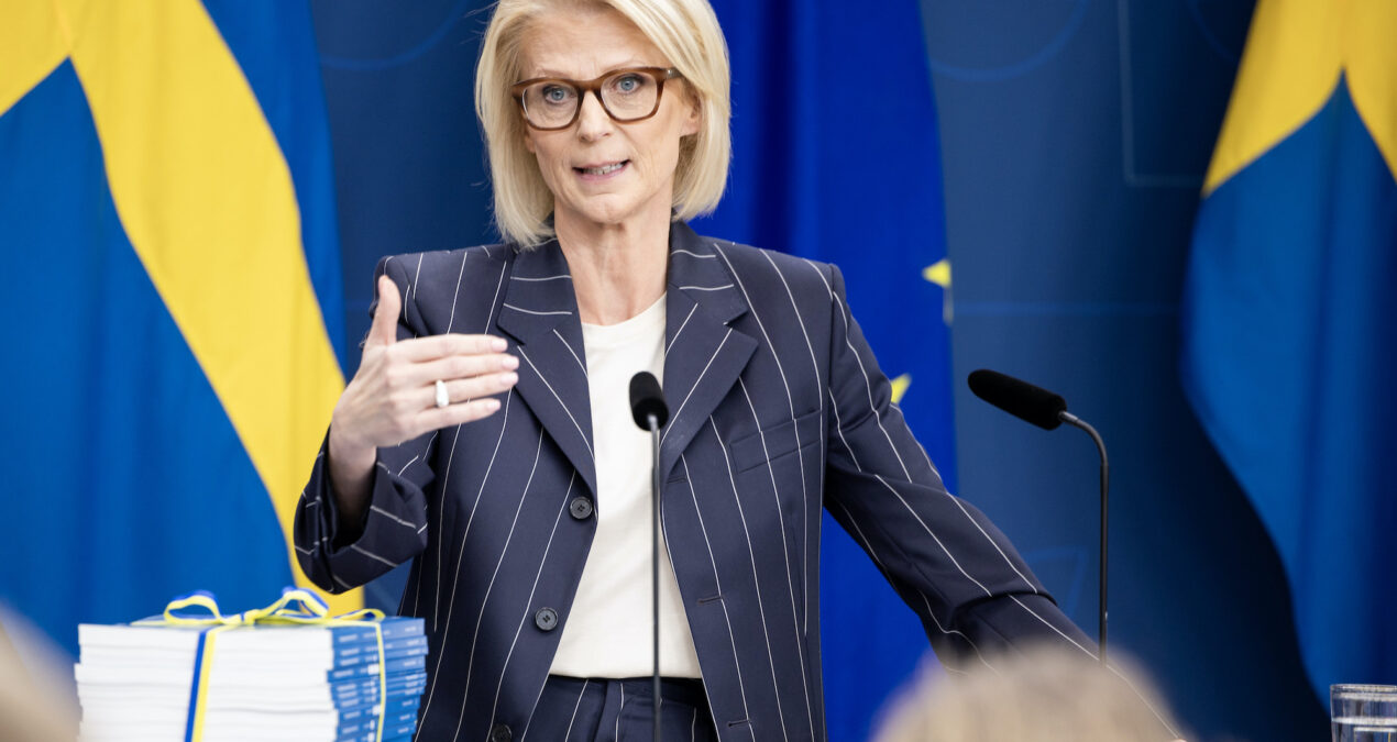 Bensinindränkt budget med positiva förslag i marginalen