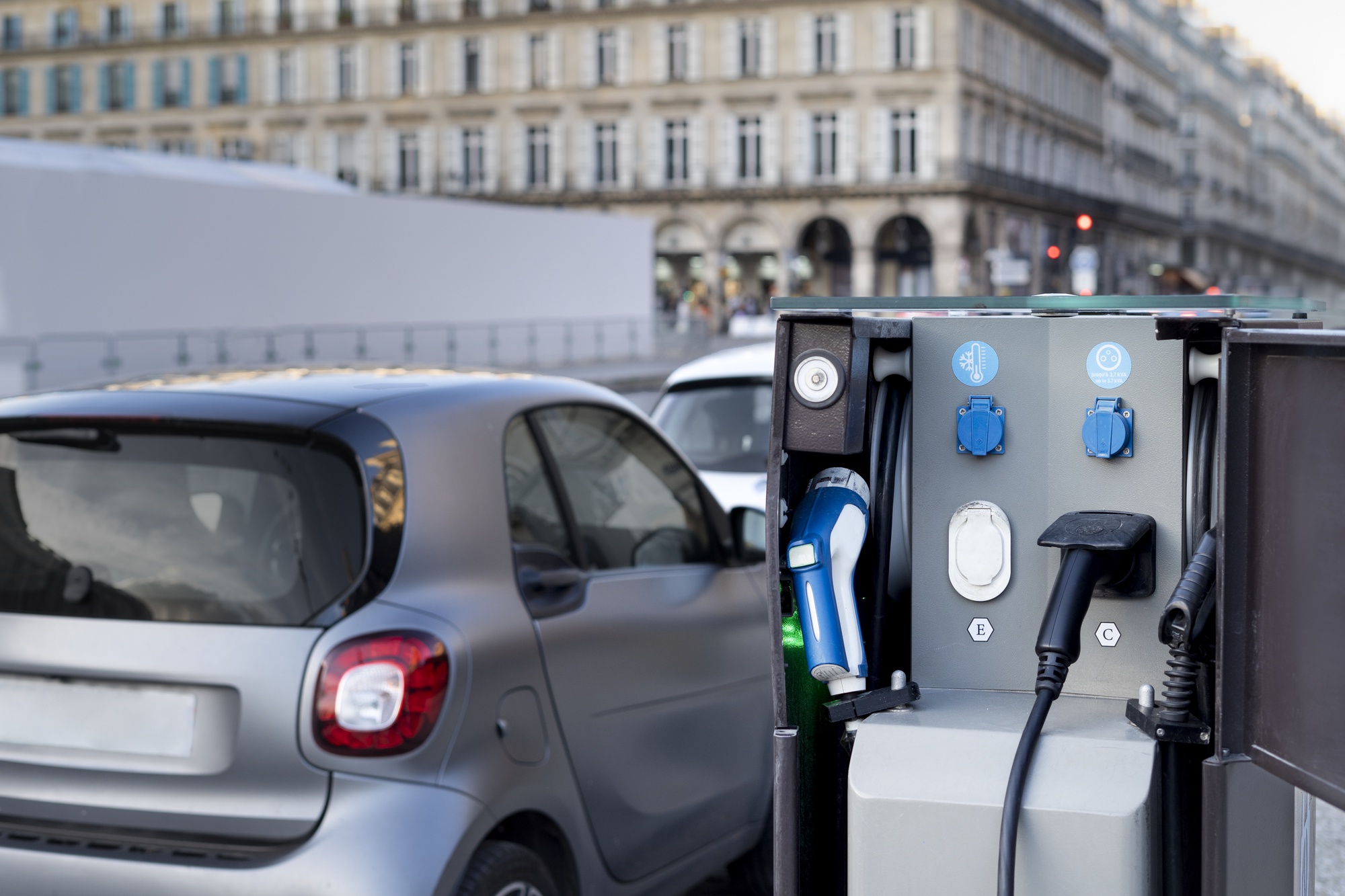 Elektrifiering 1 close up electric car france Elektrifiering