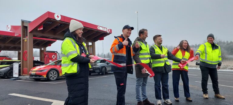 Circle K laddstation Jarna Största snabbladdarmacken invigd – Circle K i Järna visar vägen